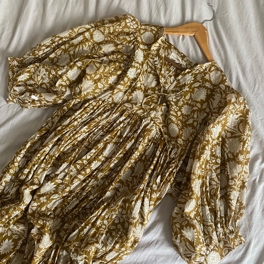 Daughters of India - Kyra midi dress in Golden Goddess